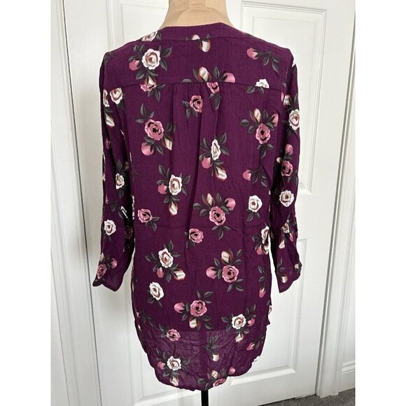 Fun2Fun Plum Floral Maley Pleated V-Neck 3/4 Sleeve Blouse Size XS - Picture 3 of 9